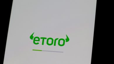 etoro-shares-surge-29%-in-strong-nasdaq-debut,-spark-capital-nets-$530-million
