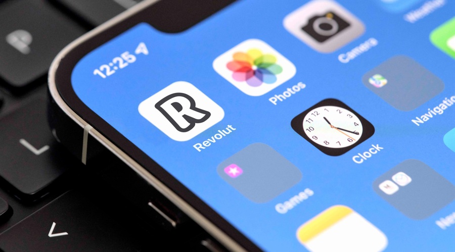 revolut-to-install-first-atms-in-spain,-plans-to-reach-200-by-2026