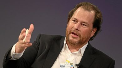 weak-guidance-exposes-ai-lag-at-salesforce